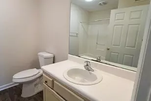 7129 Friendly Ave, Greensboro, NC 27410 - Photo 15