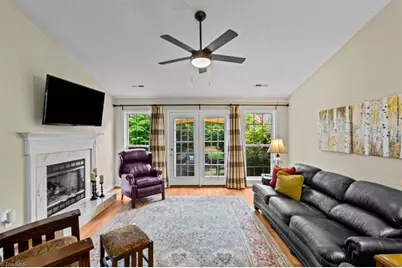 8 Mansfield Circle, Greensboro, NC 27455 - Photo 15