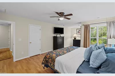 8 Mansfield Circle, Greensboro, NC 27455 - Photo 19