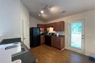 1771 Longshadow Dr, Burlington, NC 27217 - Photo 9