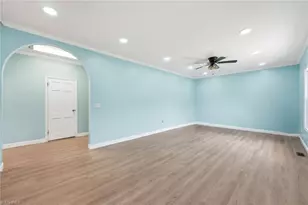 2016 Haw River Hopedale Rd, Burlington, NC 27217 - Photo 7