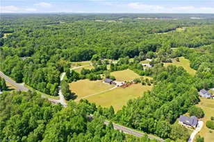2016 Haw River Hopedale Rd, Burlington, NC 27217 - Photo 5