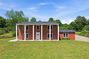 2016 Haw River Hopedale Rd, Burlington, NC 27217 - Photo 1
