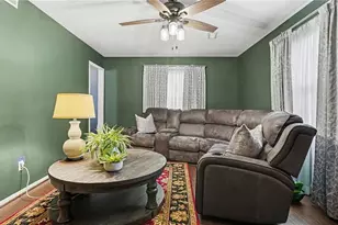 1805 W Vandalia Rd, Greensboro, NC 27406 - Photo 9