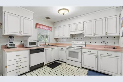 1805 W Vandalia Road, Greensboro, NC 27406 - Photo 13