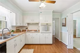 112 Queensbury Rd, Winston-Salem, NC 27104 - Photo 9