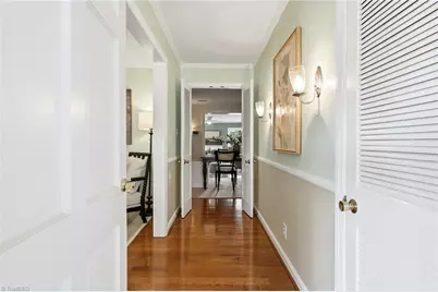112 Queensbury Road, Winston-Salem, NC 27104 - Photo 3