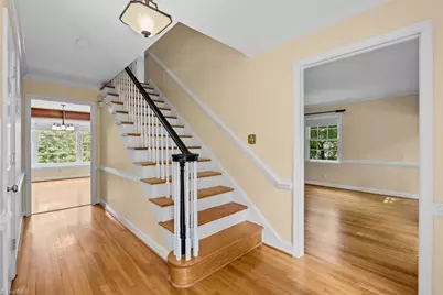 707 Sussex Court, Greensboro, NC 27410 - Photo 9