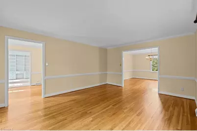 707 Sussex Court, Greensboro, NC 27410 - Photo 11