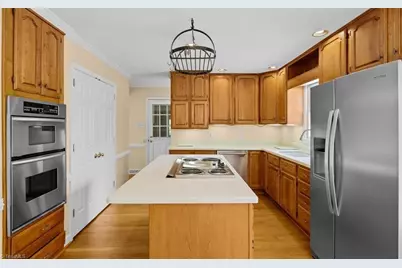 707 Sussex Court, Greensboro, NC 27410 - Photo 21