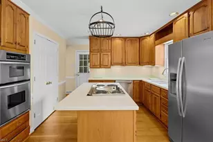 707 Sussex Ct, Greensboro, NC 27410 - Photo 21