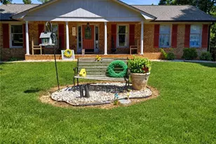 529 Carolina Ave N, Statesville, NC 28677 - Photo 5