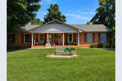 529 Carolina Avenue N, Statesville, NC 28677 - Photo 3