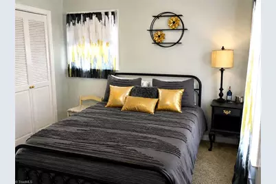 529 Carolina Avenue N, Statesville, NC 28677 - Photo 27