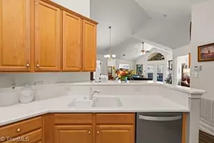 23 Pitlockry Pl, Greensboro, NC 27407 - Photo 9
