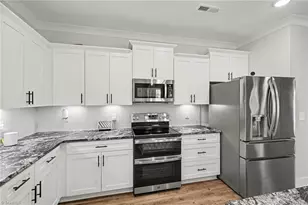 4960 Cannon Crossing Wy, Greensboro, NC 27410 - Photo 9