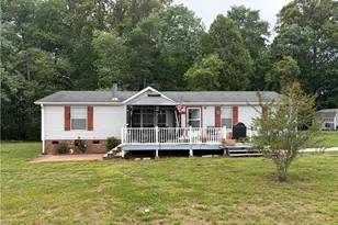 1090 Chestnut Grove Rd, King, NC 27021 - Photo 3
