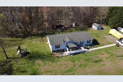 1090 Chestnut Grove Road, King, NC 27021 - Photo 5