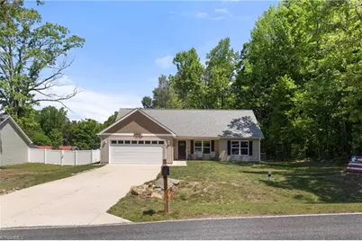147 Lambeth Road, Thomasville, NC 27360 - Photo 3