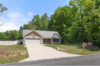 147 Lambeth Road, Thomasville, NC 27360 - Photo 5