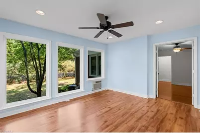 618 W Cornwallis Drive, Greensboro, NC 27408 - Photo 23