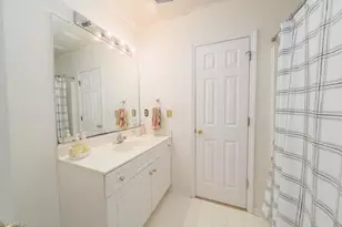 3616 Rising River Ln, Greensboro, NC 27409 - Photo 17