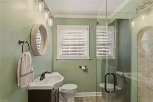 4005 Walker Ave, Greensboro, NC 27403 - Photo 21