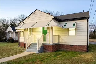624 W Harrison St, Reidsville, NC 27320 - Photo 1