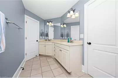 225 Heatherwood Drive, Winston-Salem, NC 27107 - Photo 31