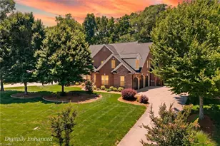 225 Heatherwood Dr, Winston-Salem, NC 27107 - Photo 3