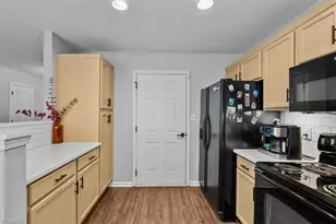5602 Harbor House Dr, Greensboro, NC 27410 - Photo 17