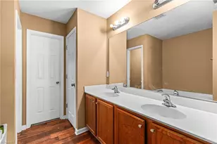 805 Forest Crest Dr, Greensboro, NC 27406 - Photo 9