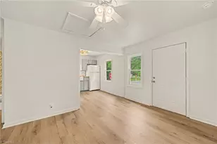 300 E Cedar St, Yadkinville, NC 27055 - Photo 5