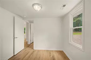 300 E Cedar St, Yadkinville, NC 27055 - Photo 17