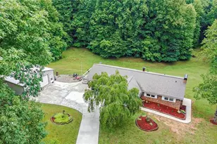 303 Alexander Dr, North Wilkesboro, NC 28659 - Photo 45