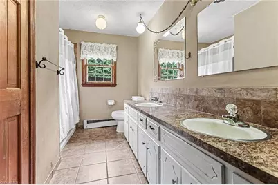 1040 Beechwood Road, King, NC 27021 - Photo 17