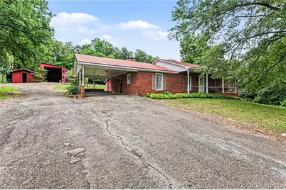 1040 Beechwood Road, King, NC 27021 - Photo 9