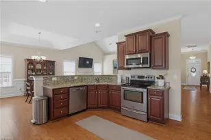 5399 Dobson Rd, Greensboro, NC 27410 - Photo 9