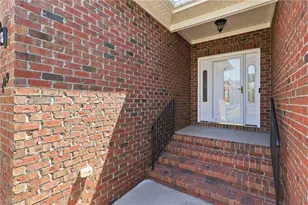 109 Peppertree Dr, Mebane, NC 27302 - Photo 5