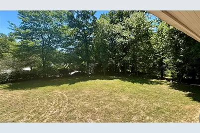 1061 N Peace Haven Road, Winston-Salem, NC 27104 - Photo 23