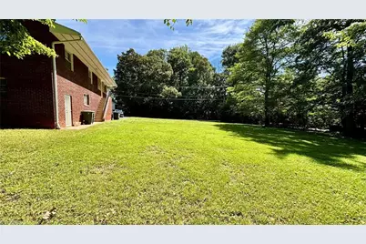 1061 N Peace Haven Road, Winston-Salem, NC 27104 - Photo 45