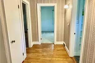 1061 N Peace Haven Rd, Winston-Salem, NC 27104 - Photo 15