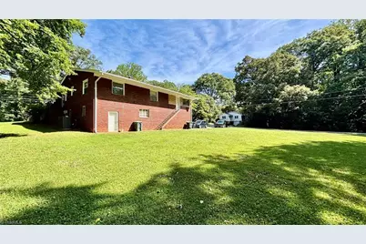 1061 N Peace Haven Road, Winston-Salem, NC 27104 - Photo 47