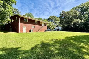 1061 N Peace Haven Rd, Winston-Salem, NC 27104 - Photo 47