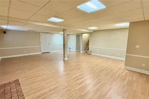 1061 N Peace Haven Rd, Winston-Salem, NC 27104 - Photo 25
