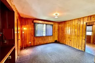 1061 N Peace Haven Rd, Winston-Salem, NC 27104 - Photo 17