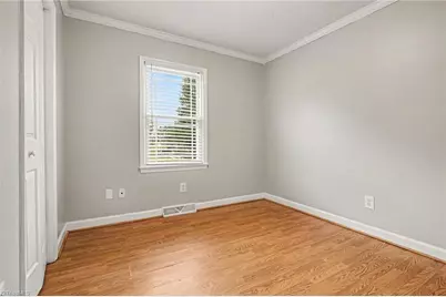 3854 Forest Valley Drive, Winston-Salem, NC 27105 - Photo 9