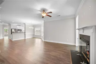 2934 York Pl Dr, Walkertown, NC 27051 - Photo 9