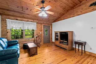 4818 Winford Rd, Greensboro, NC 27407 - Photo 13