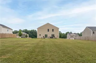 236 Ashfield Ln, Lexington, NC 27292 - Photo 37